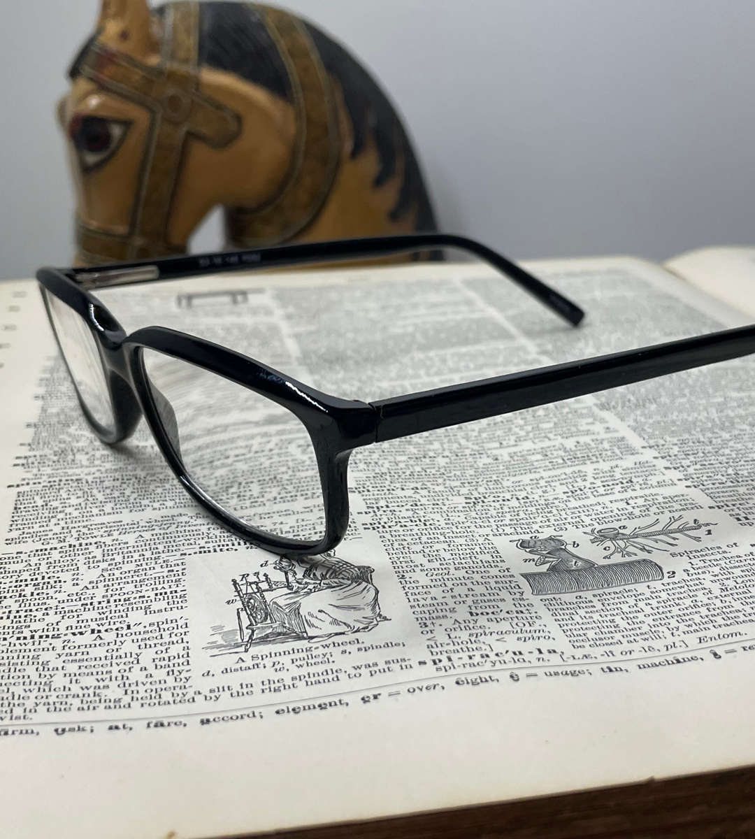 Magnavision Liam D HUD +1.25 Platinum Collection Optical Quality Reading Glasses - Stylish & Durable