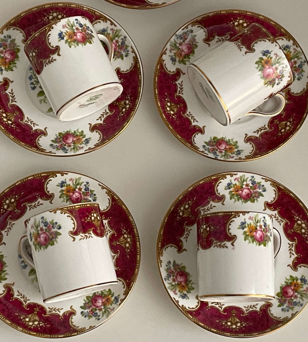 Shelley Duchess 13401 Cup & Saucer Set c.1926  Fine Bone China  6 Teacups & 5 Saucers