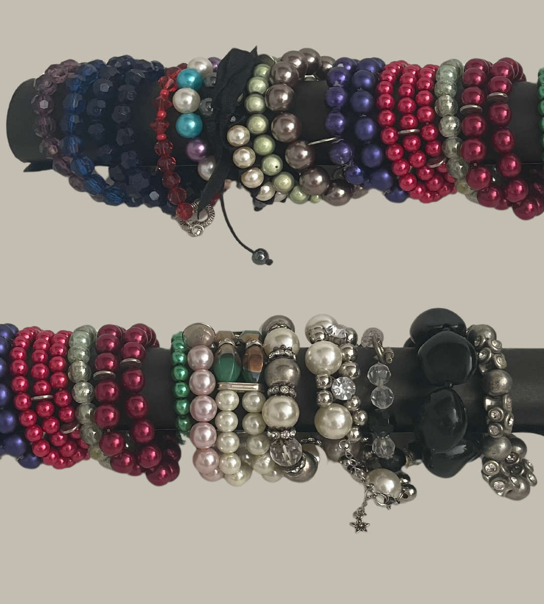 Clearance sale- Bulk Lot of 147+ Costume Jewelry Bracelets & Bangles  Beaded, Cuffs, Plastic