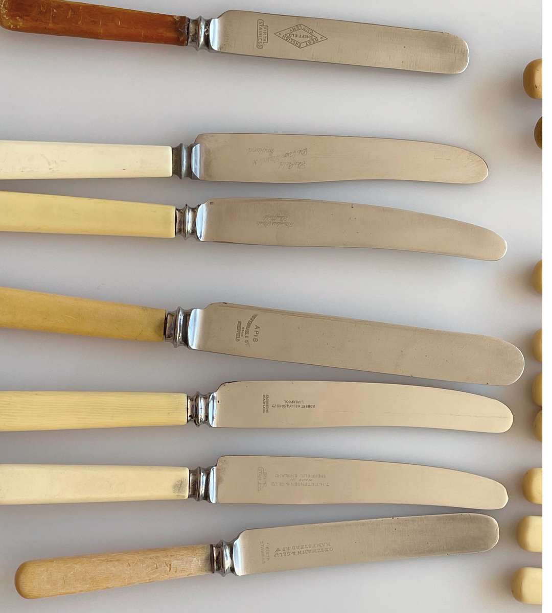 Knife Collection: 35 Knives & 3 Forks - Assorted Sheffield & English Makers - Historical Collectible