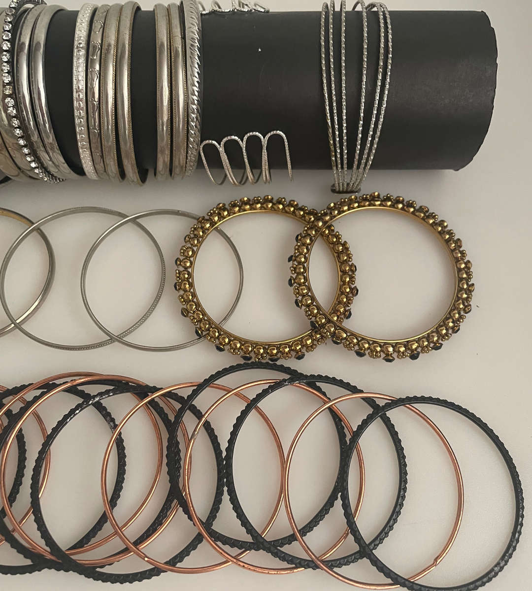 Clearance sale- Bulk Lot of 147+ Costume Jewelry Bracelets & Bangles  Beaded, Cuffs, Plastic