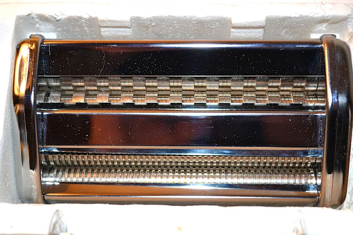 Marcato Multipast Pasta Machine + 5 Accessories Ravioli Spaghetti Etc.-