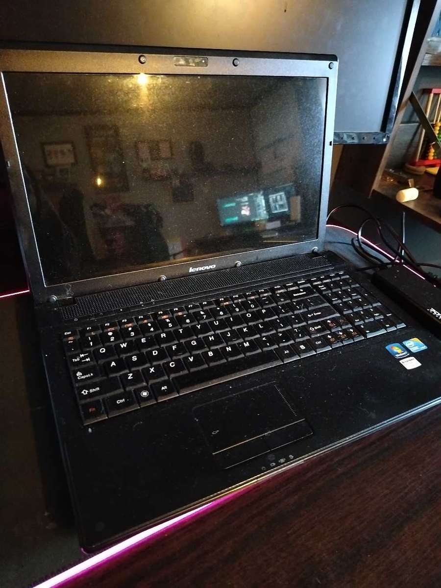 Lenovo G560 i3-350m, 4gb d3, 500gb hdd
