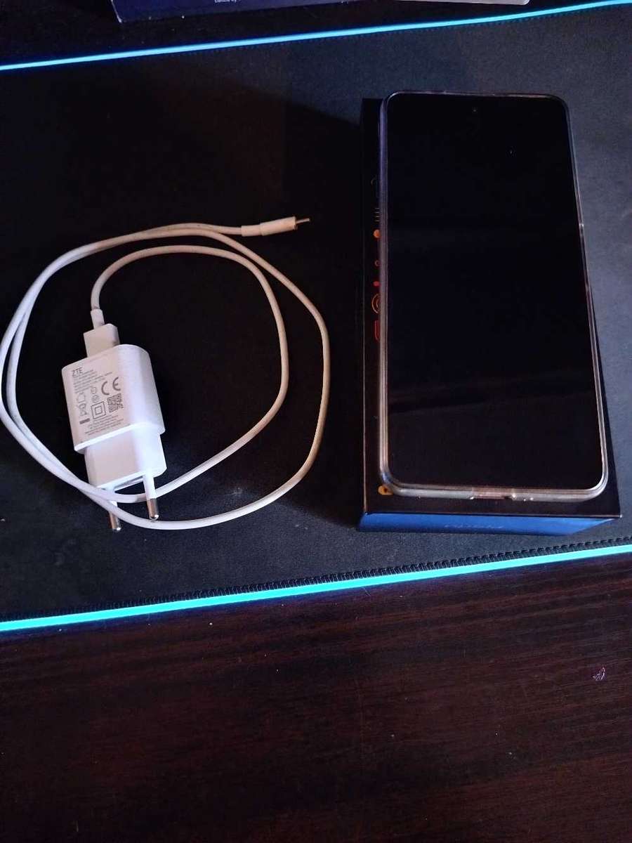 ZTE NUBIA MUSIC MODEL: Z2353