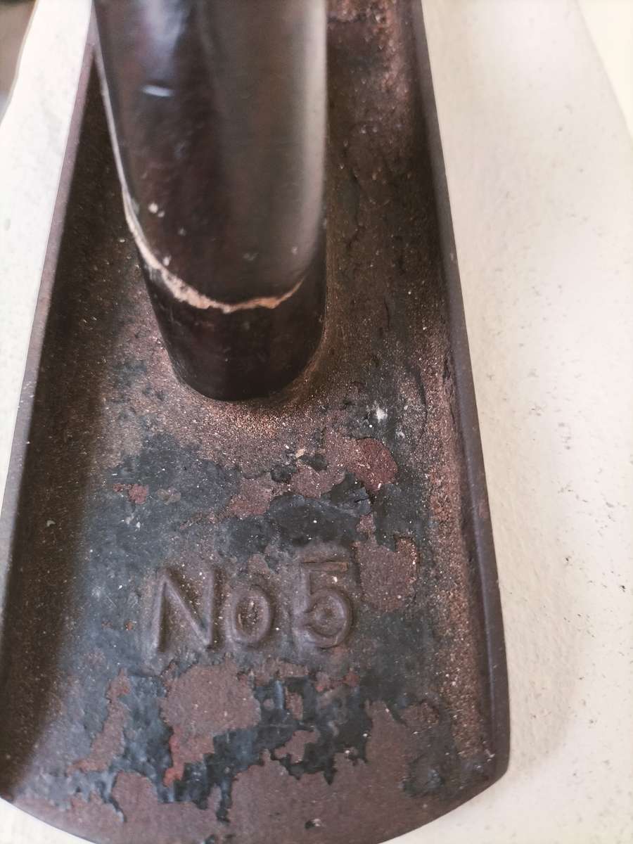 Baily wood plane No 5 (for restoration)