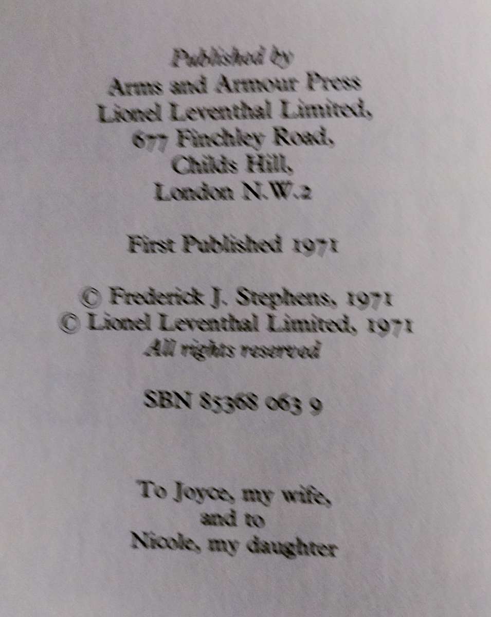 The Collector's Pictorial Book of Bayonets (Stephens - 1971)