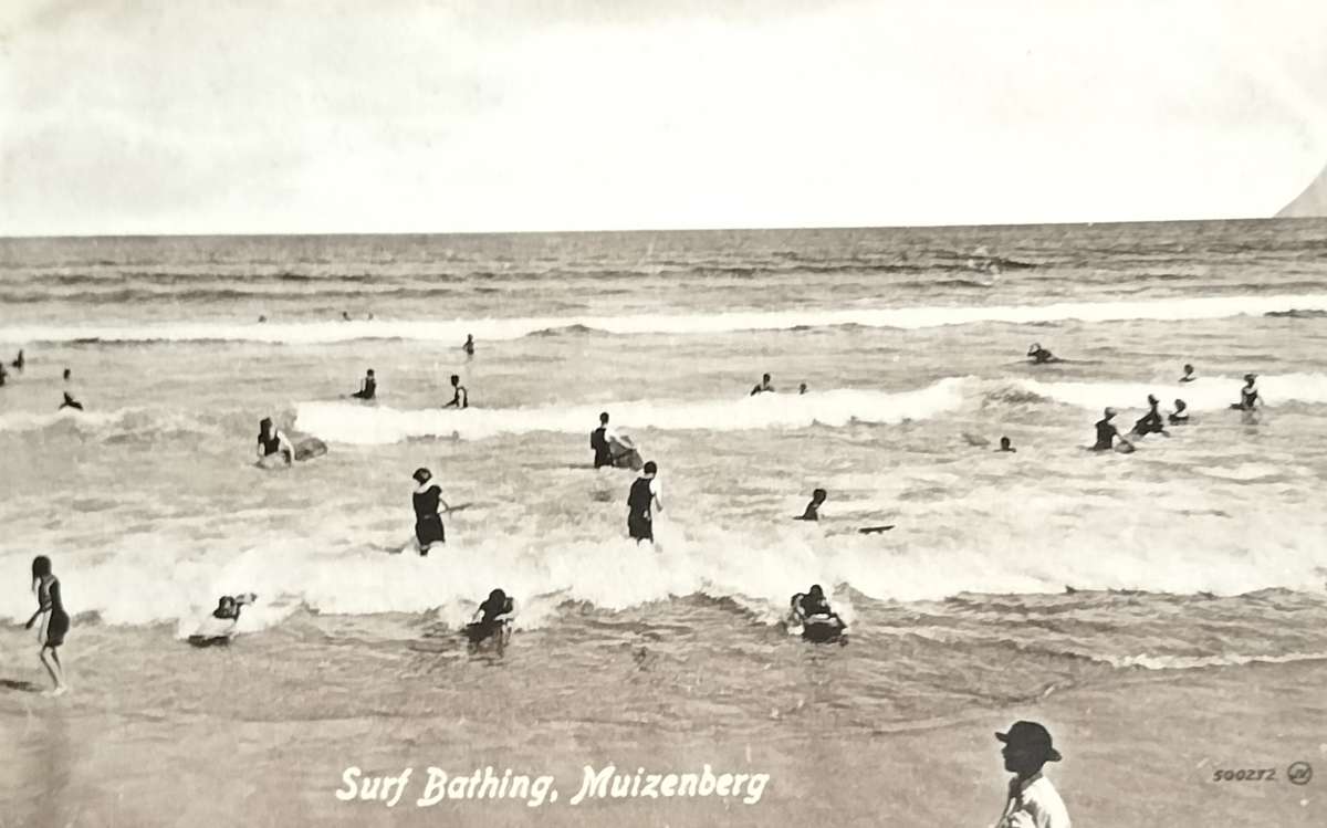 Antique Post Cards - South Africa - Surf bathing, Muizenberg