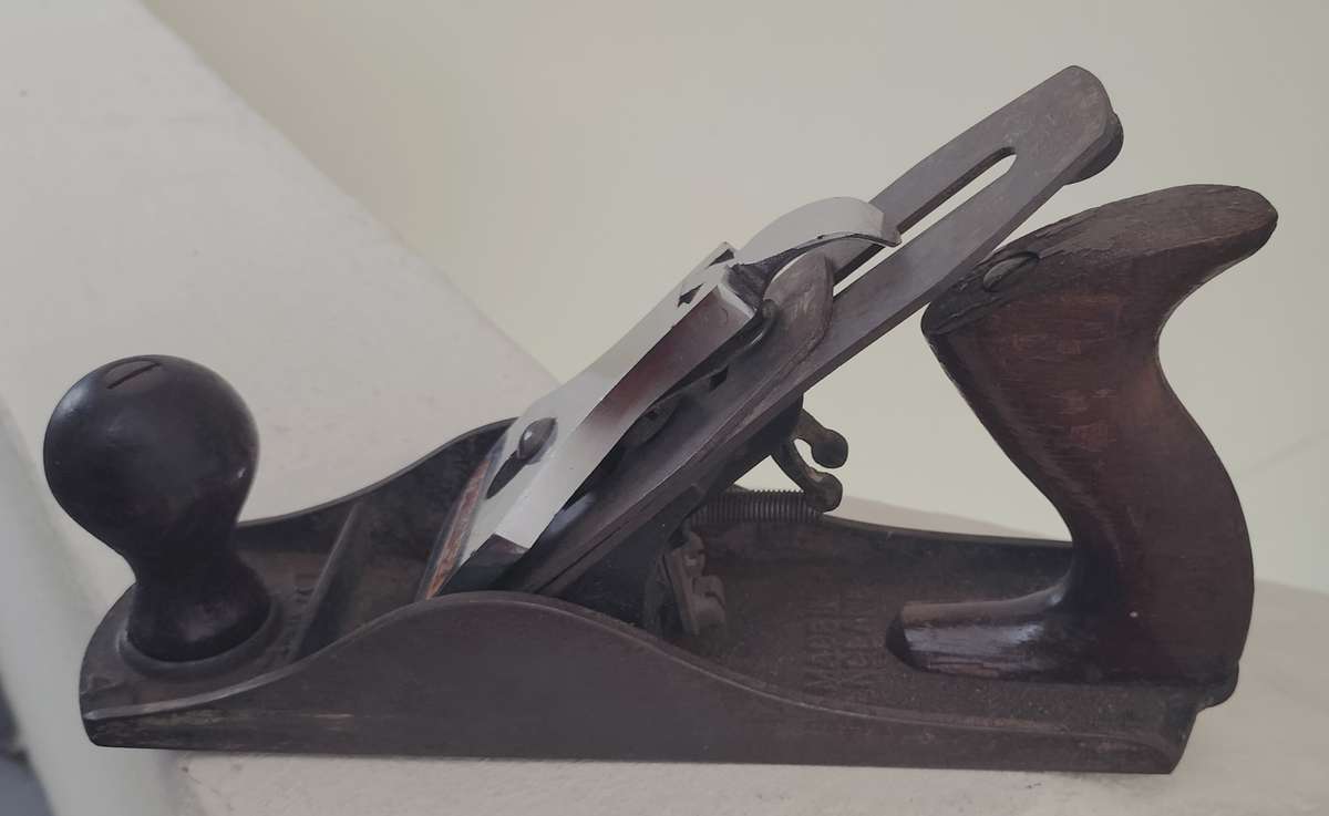 Vintage Stanley wood plane #4 (missing part)