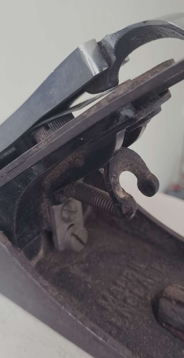 Vintage Stanley wood plane #4 (missing part)