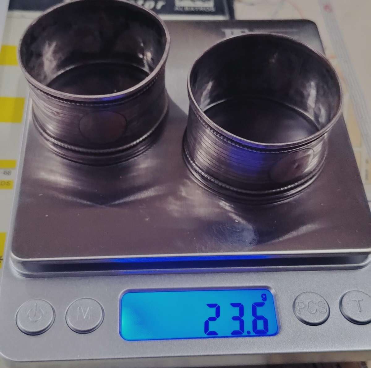 Birmingham silver napkin rings (pair) - 23.6g (15)