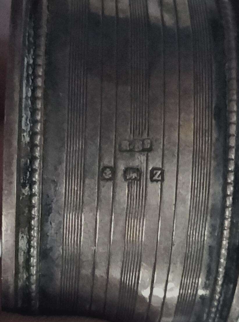 Birmingham silver napkin rings (pair) - 23.6g (15)