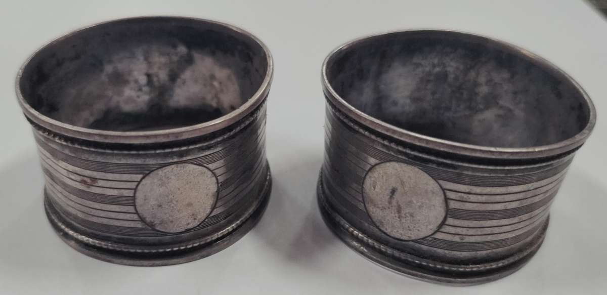 Birmingham silver napkin rings (pair) - 23.6g (15)