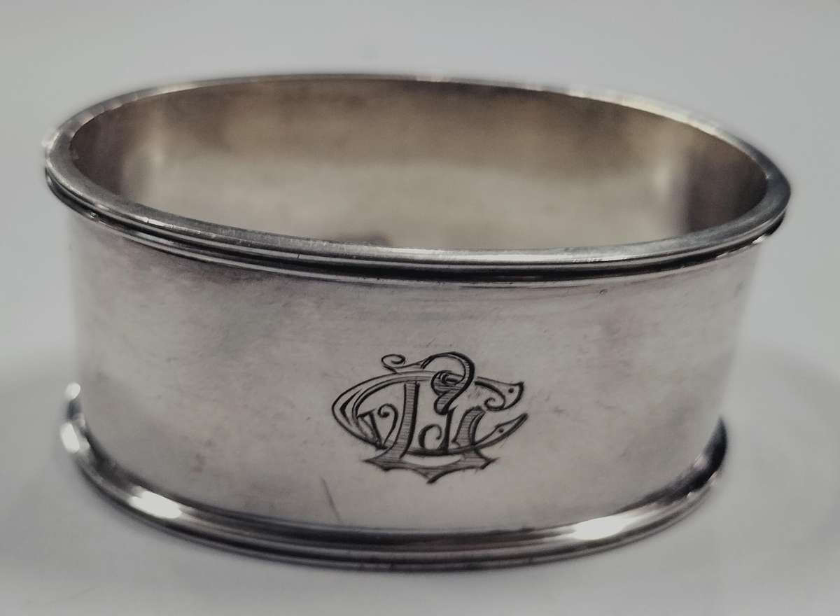 Beautiful Silver napkin ring - 29.6g (25)