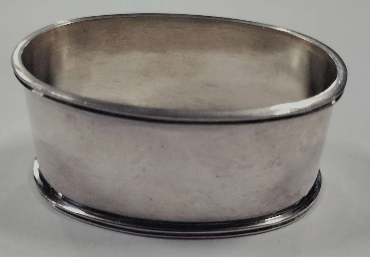 Beautiful Silver napkin ring - 29.6g (25)