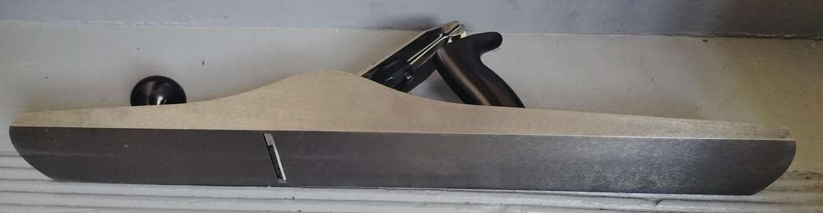 No 7 Stanley wood plane - boxed - broken handle