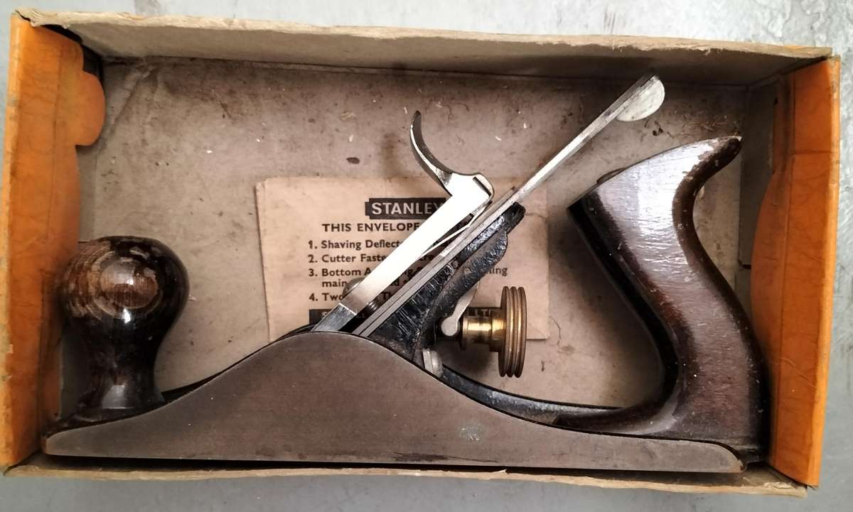 Vintage boxed Stanley No 4 wood plane