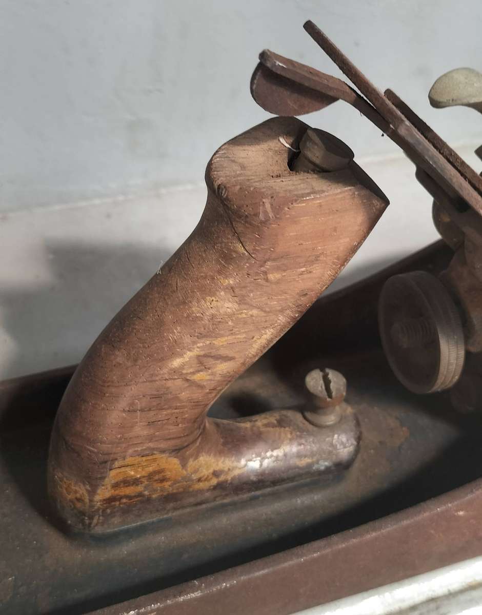 Vintage Record #8 wood plane - for the restorer