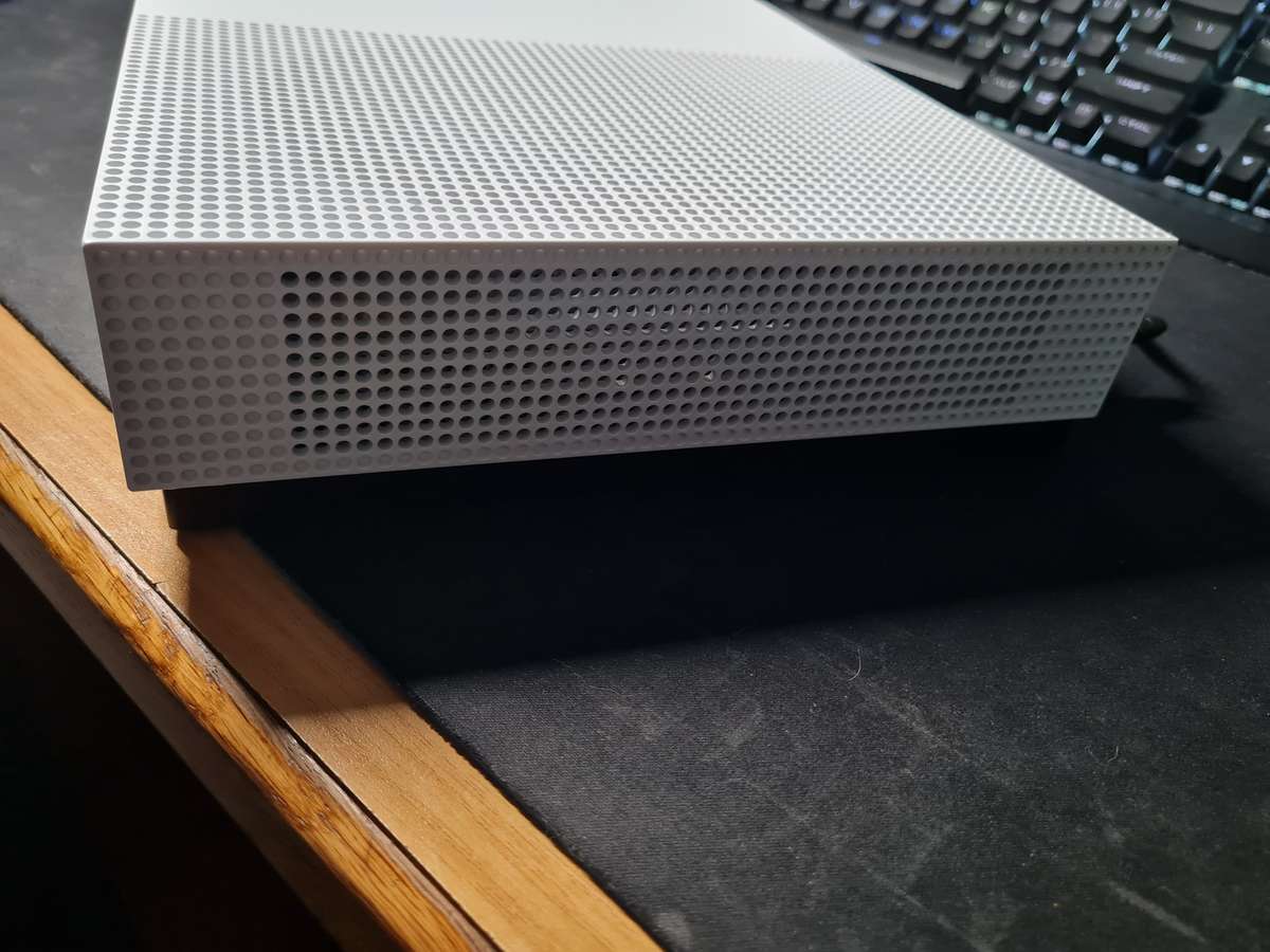 MICROSOFT XBOX ONE S, ALL DIGITAL EDITION, 1 TB, CONSOLE ONLY