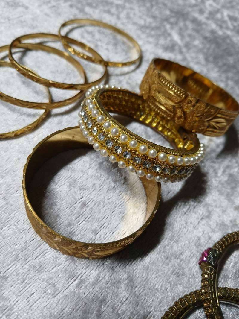 LOT, Stunning girls Easternnwear bangles