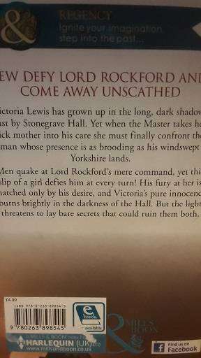 Books - The Master of Stonegrave Hall , Helen Dickson ( paperback )