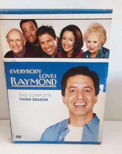 DVD Movie - Everybody Loves Raymond Box Set  , complete 3rd Season -26 episodes