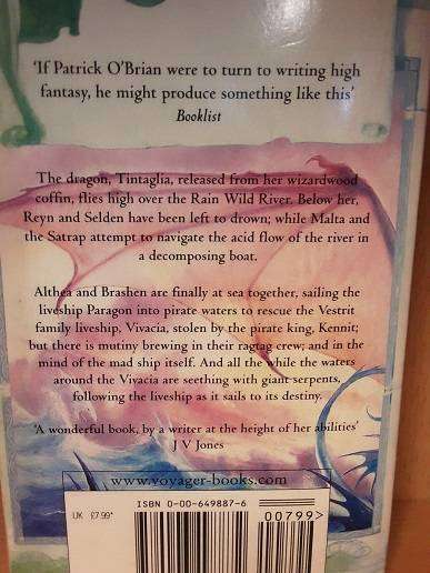 Books  -  Ship of Destiny , book three the Liveship Traders , Robin Hobb ( paperback )