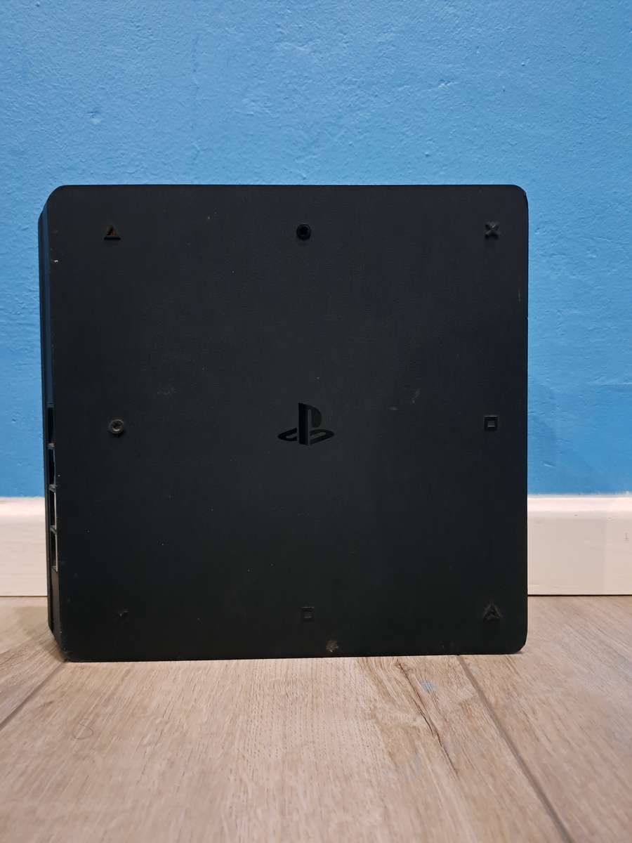PS4 Console Bundle