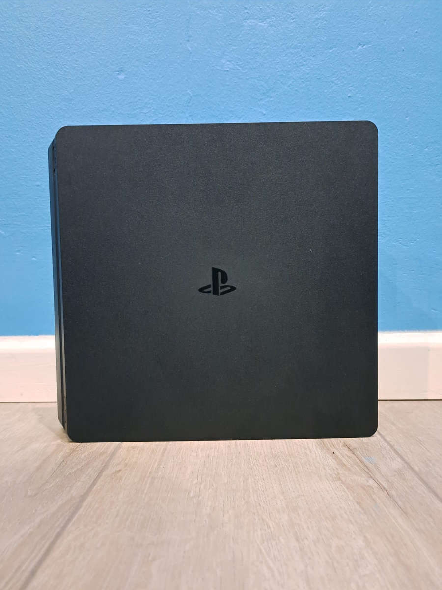 PS4 Console Bundle