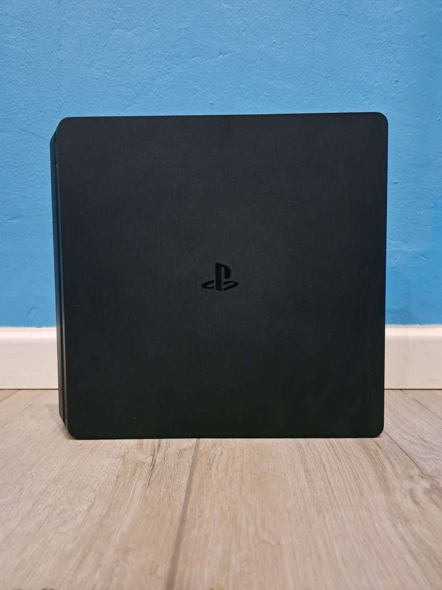 PS4 Console Bundle