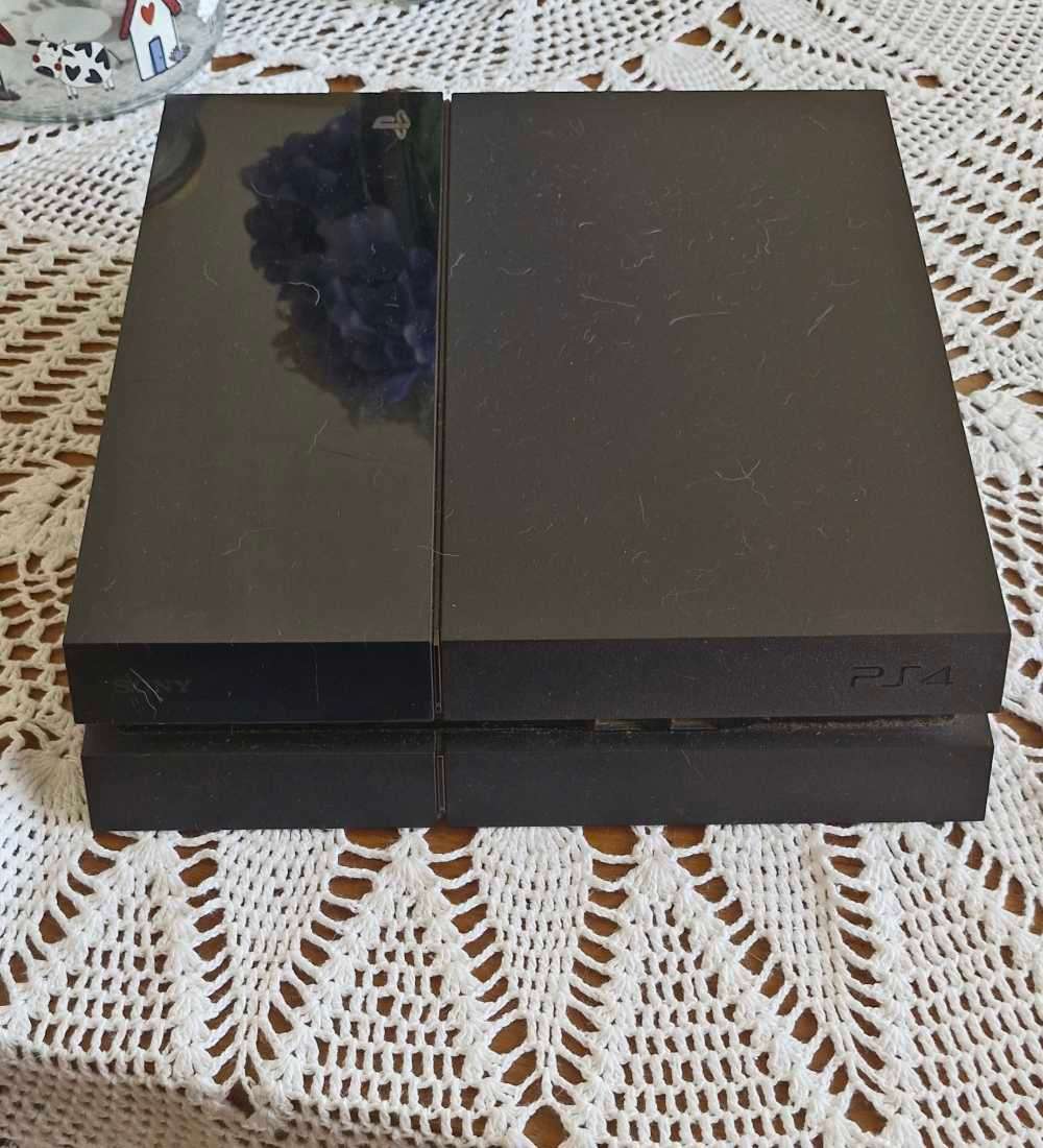 Playstation 4 console