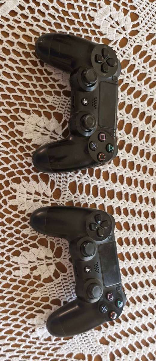 Playstation 4 console