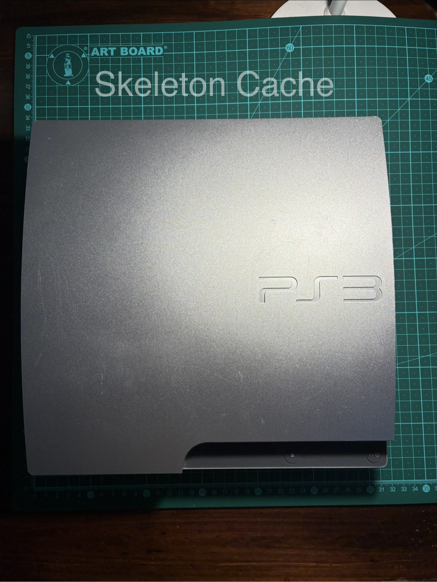 PlayStation 3 - Satin Silver - Bundle