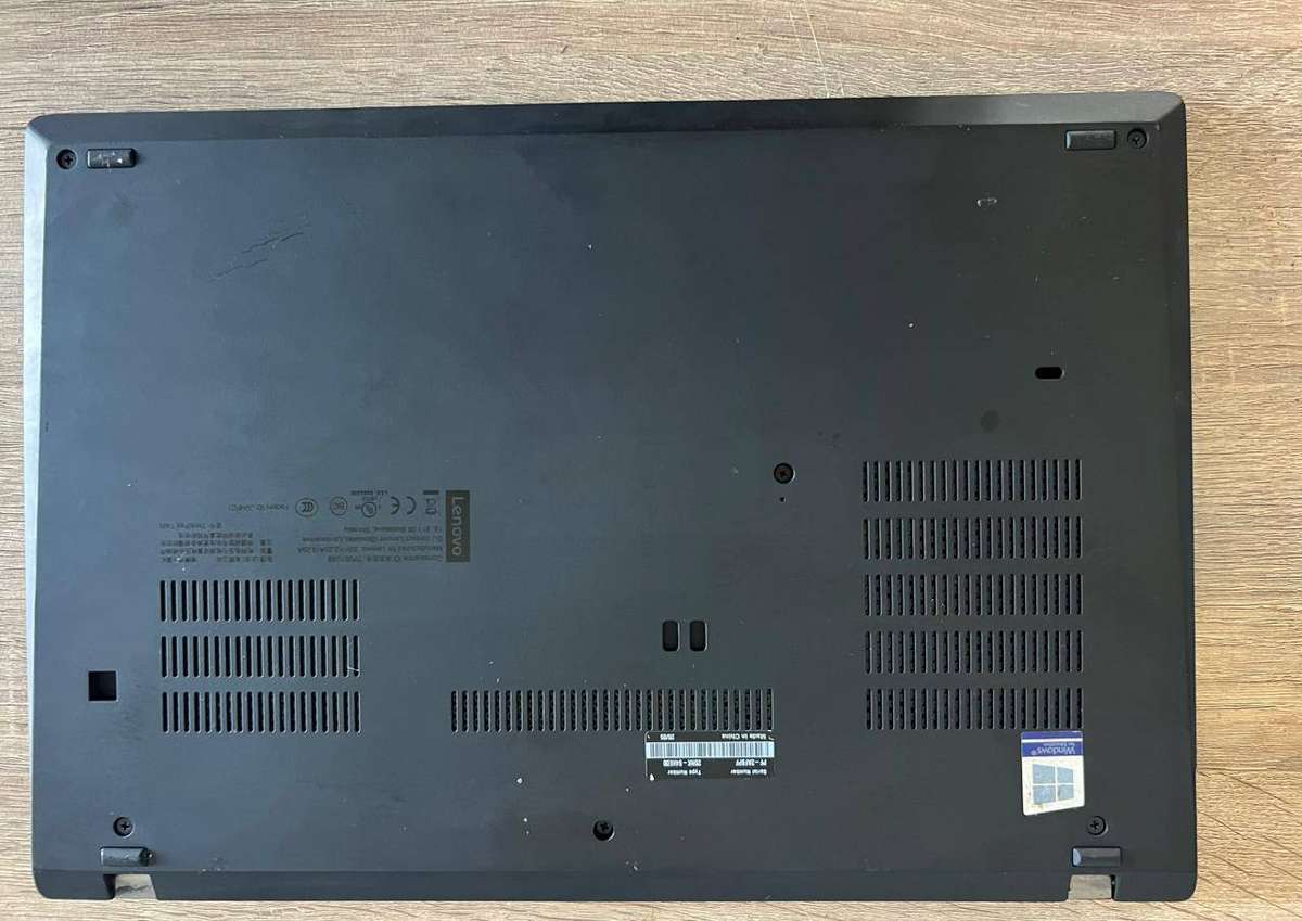 Lenovo ThinkPad T495 Ryzen 3 8GB RAM 256GB SSD