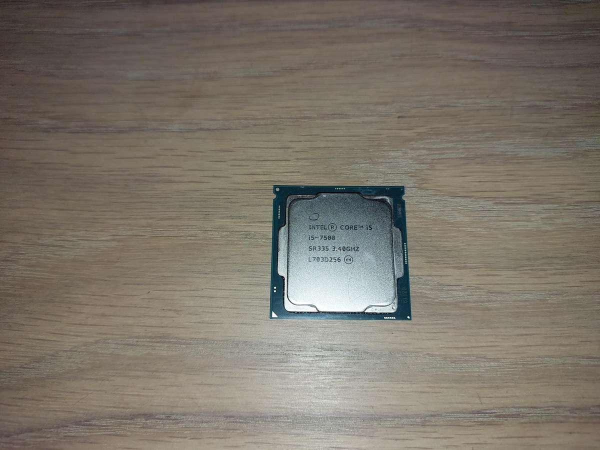 Intel Core i5-7500 3.4 GHz Quad Core 14nm Kaby Lake Socket LGA1151 Desktop CPU