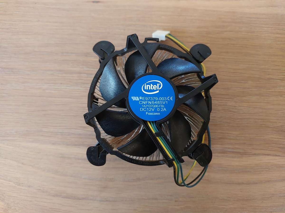 Intel Core i5-7500 3.4 GHz Quad Core 14nm Kaby Lake Socket LGA1151 Desktop CPU