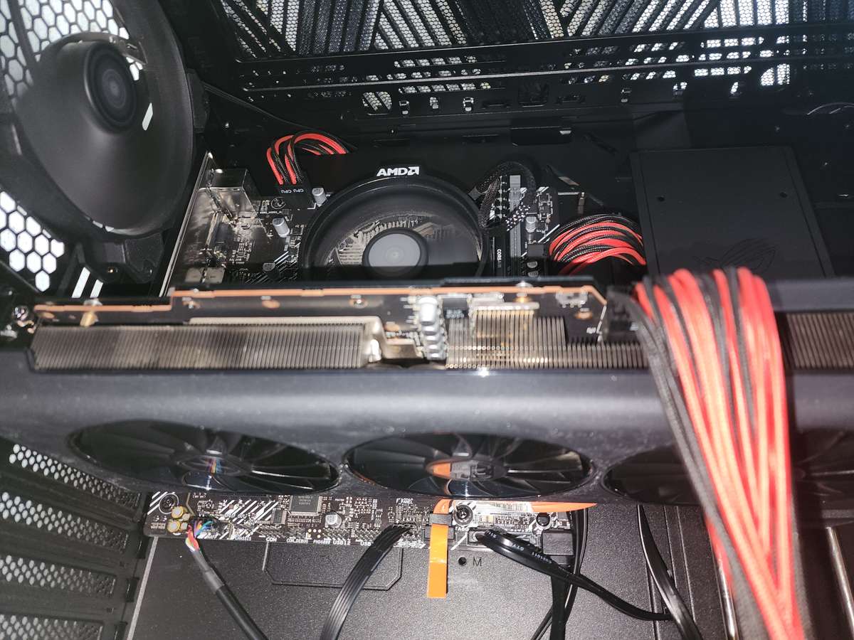XFX AMD Radeon RX 6800XT SWFT 16GB
