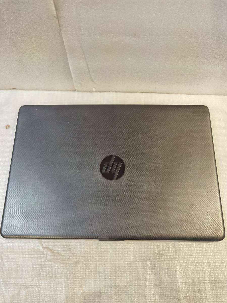 HP  15-dw3xxx Laptop corei3-11th gen 15.6"