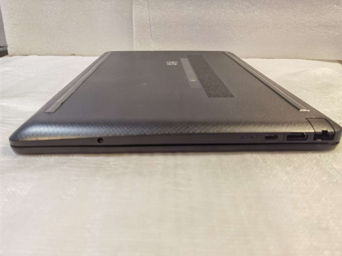 HP  15-dw3xxx Laptop corei3-11th gen 15.6"