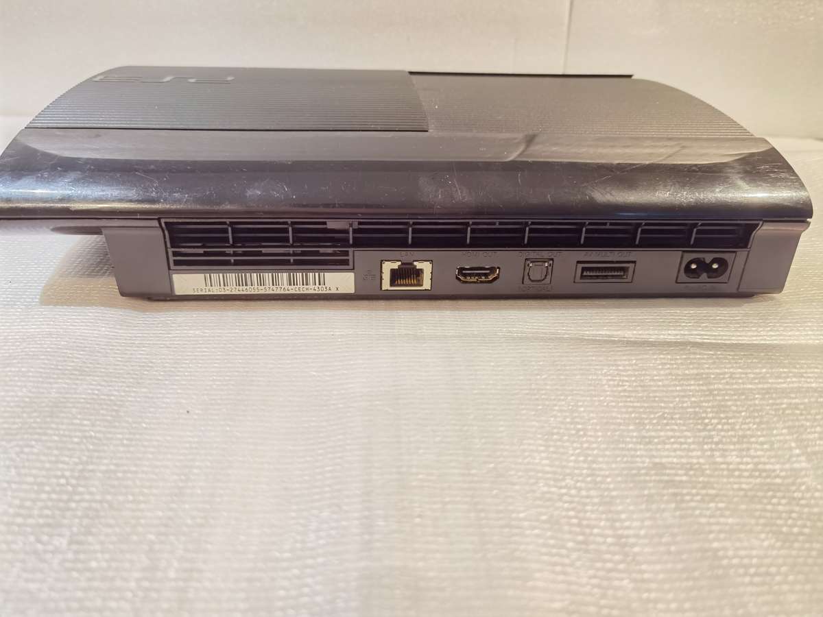 Play station 3 cech-4303a console