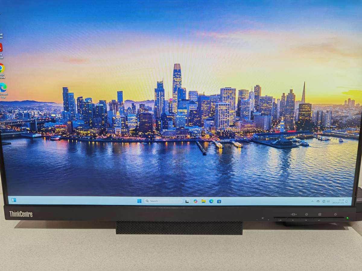 lenovo think centre TIO22 GEN 3 NON-TOUCH