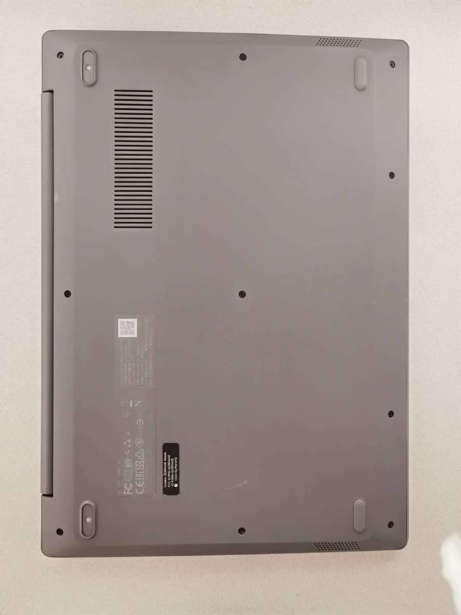 Lenovo idea pad 81vs