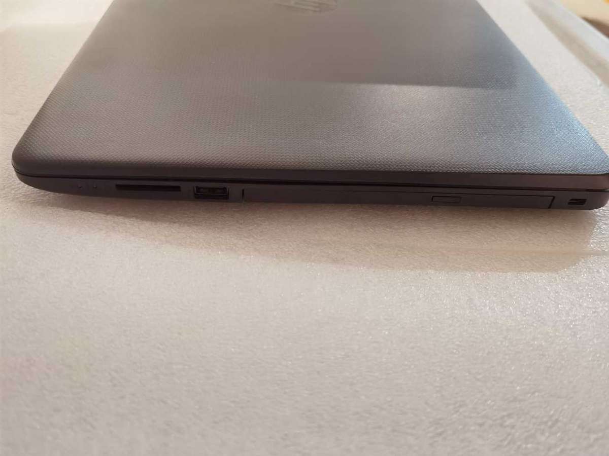 HP 250 G6 notebook Corei5 7th gen
