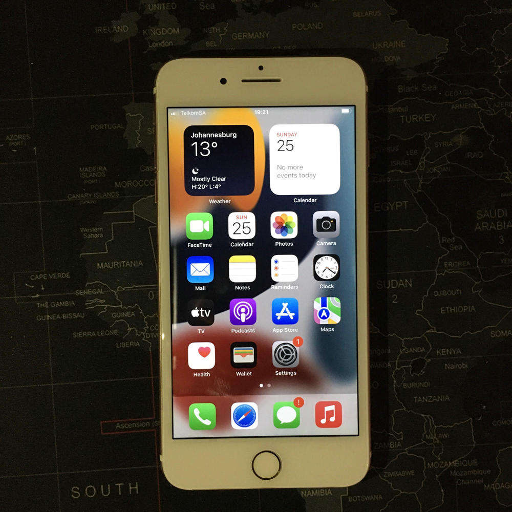 iPhone 7 Plus 32GB 93% Batt Health