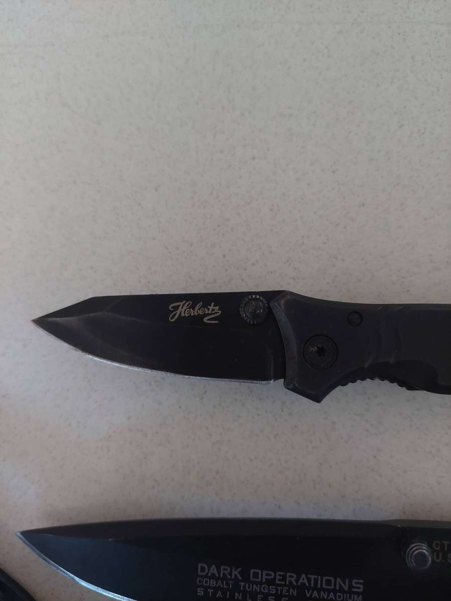 Three New pocket knives for sale