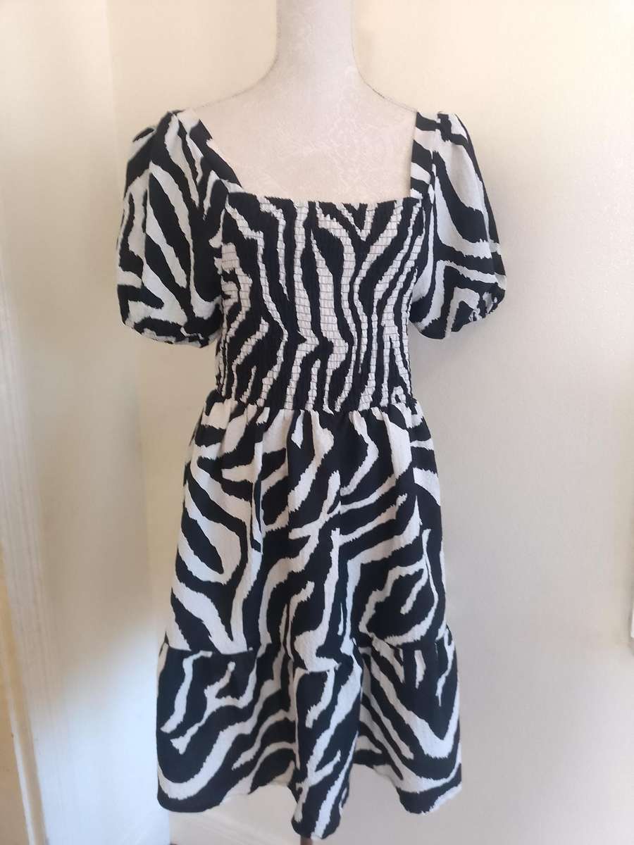 Stunning medium dress