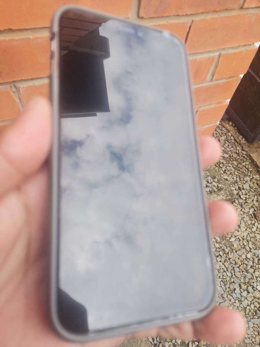 Iphone xr 64gig
