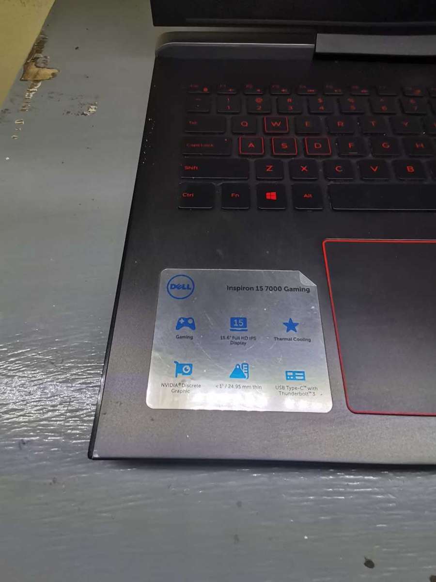 Dell inspiron 15 7577 gaming laptop