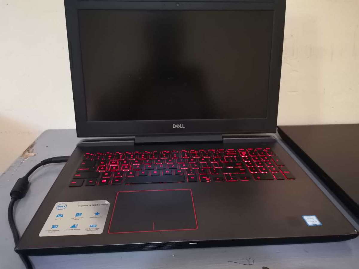Dell inspiron 15 7577 gaming laptop