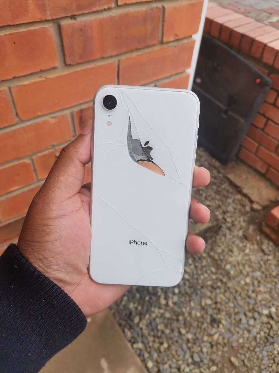 Iphone xr 64gig