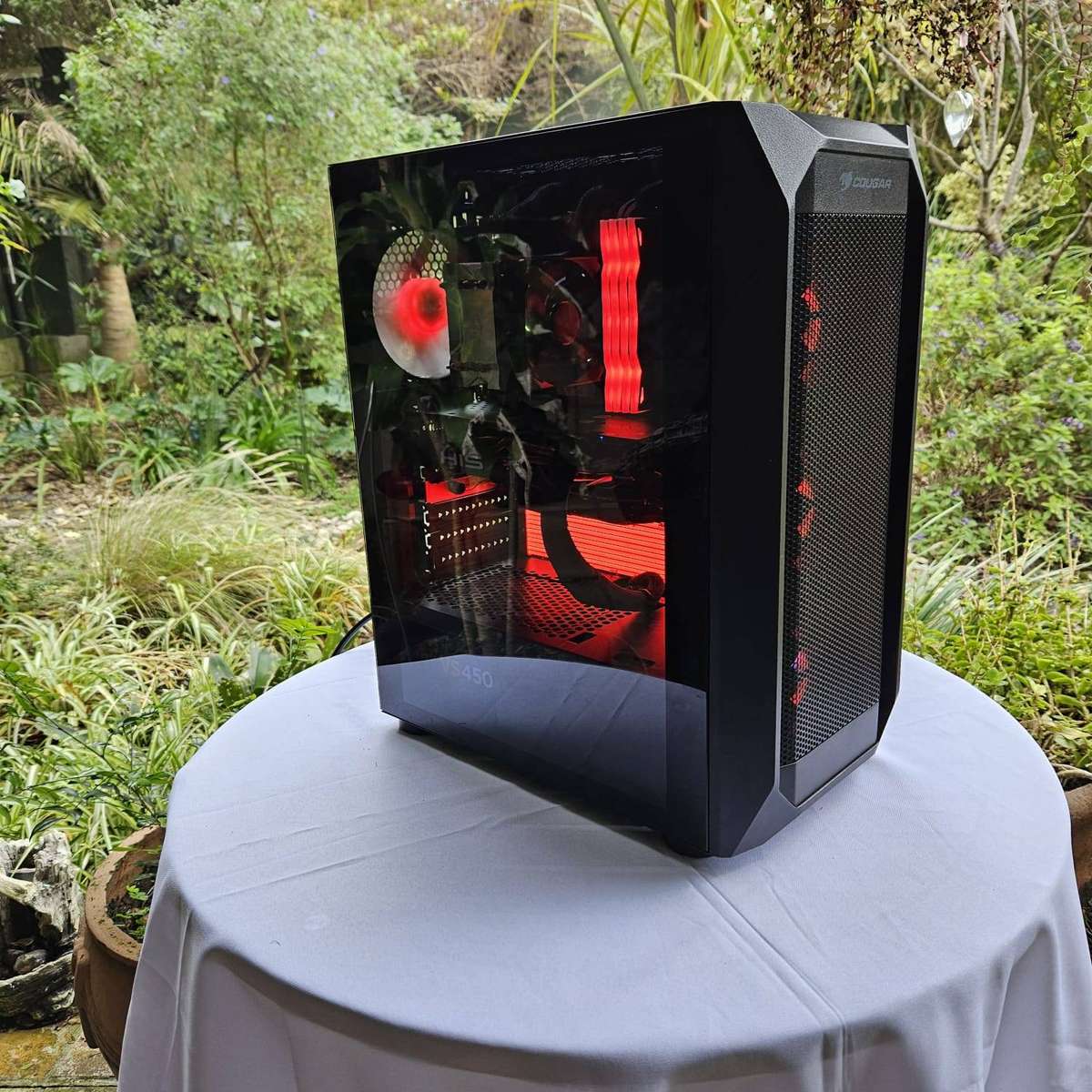 PC Bombastik FireByte -  i7-7700 / RX580 / 32GB RAM /  1TB M.2 NVMe Solid State Drive